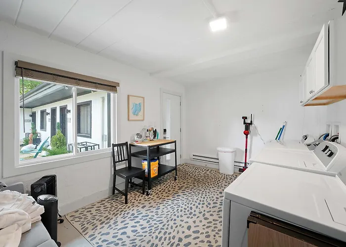 Chic Retreat 93e
